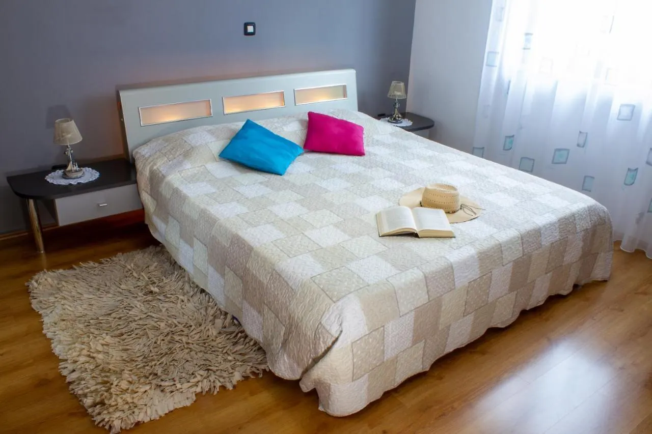 Room Adry With Balcony, Free Parking & Bikes Rovinj Gasthof